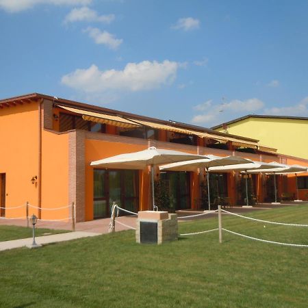 Agriturismo Aver Villafranca di Verona Luaran gambar