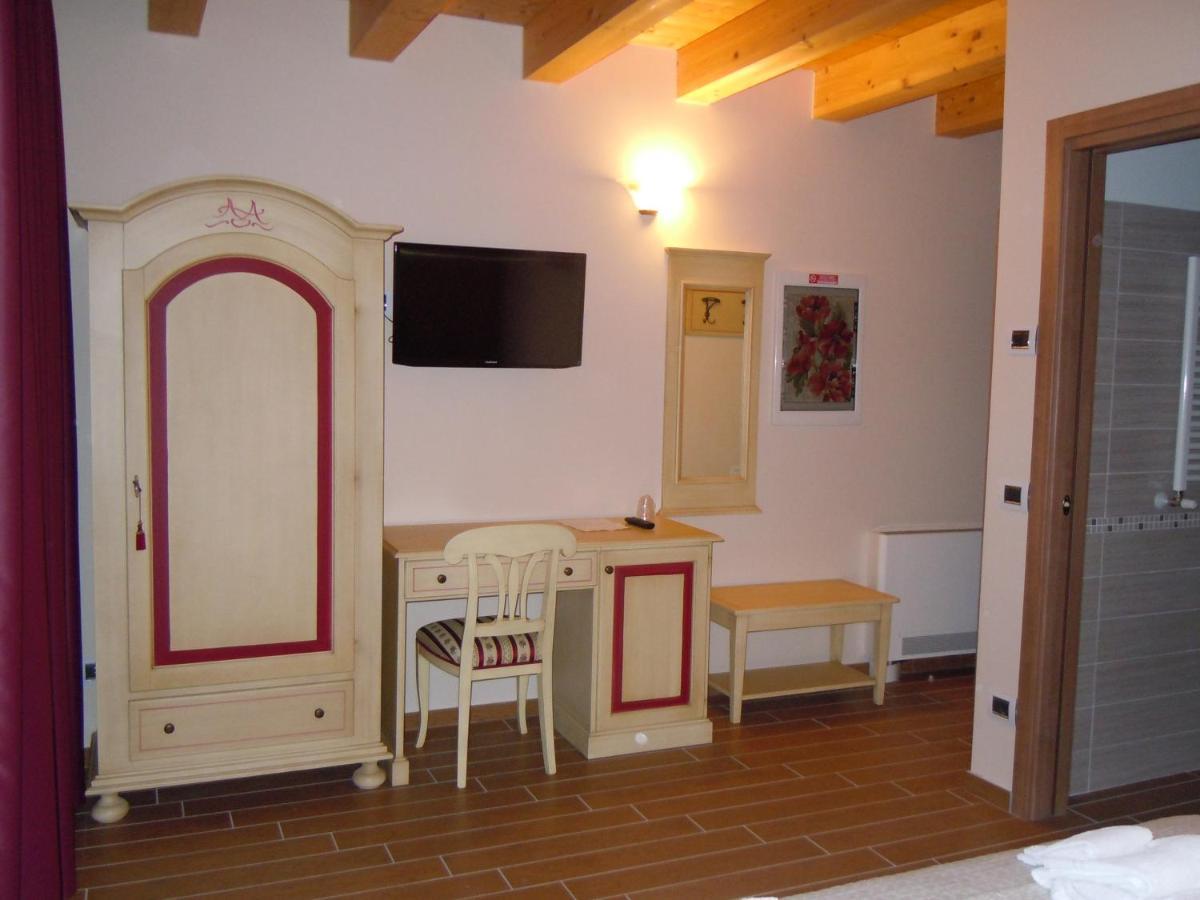 Agriturismo Aver Villafranca di Verona Luaran gambar